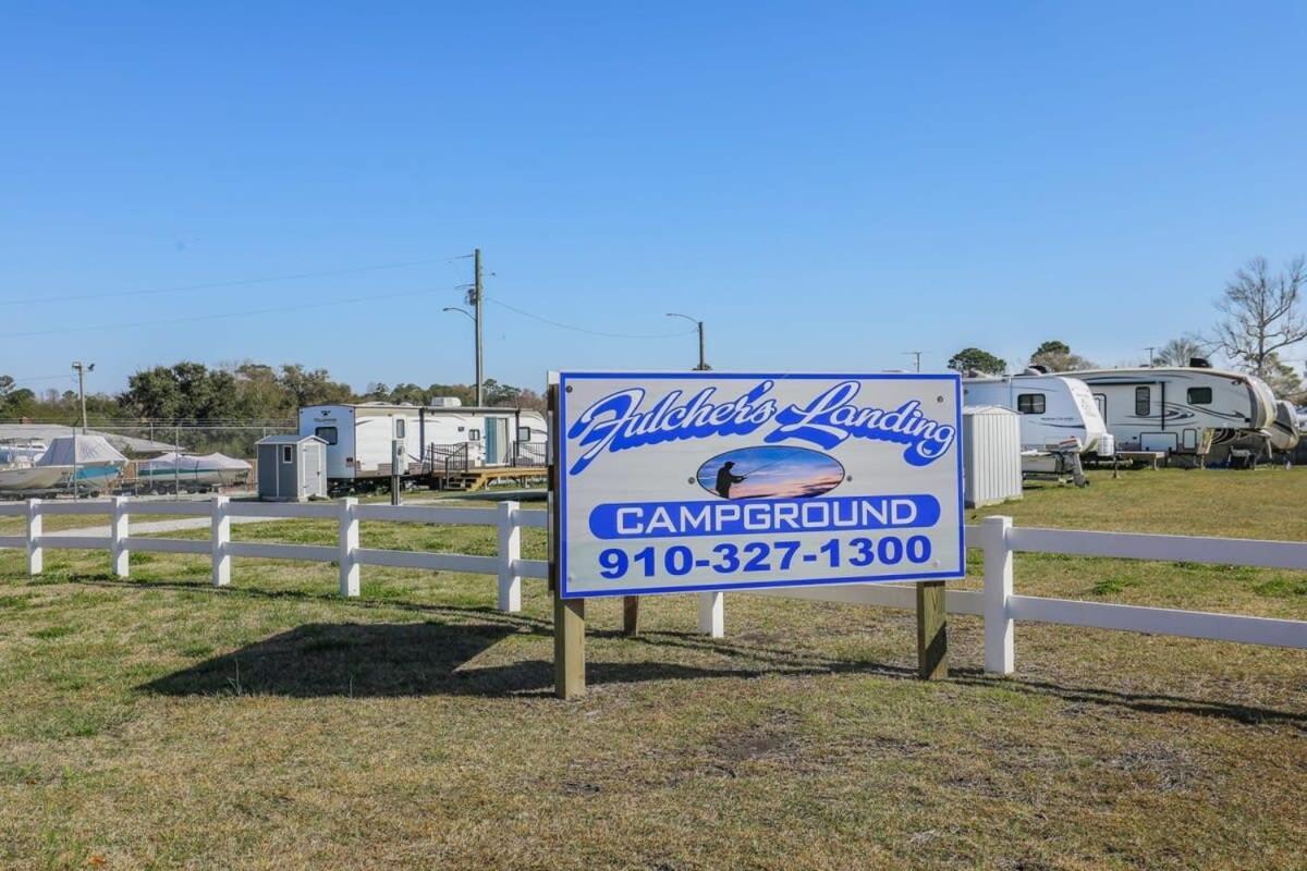 2Br Pet Friendly Home In Sneads Ferry With Parking Экстерьер фото