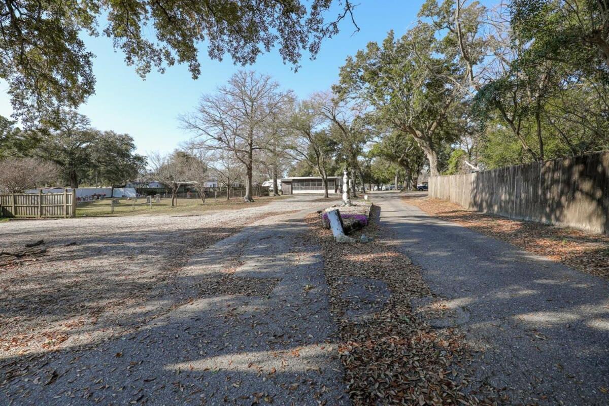 2Br Pet Friendly Home In Sneads Ferry With Parking Экстерьер фото