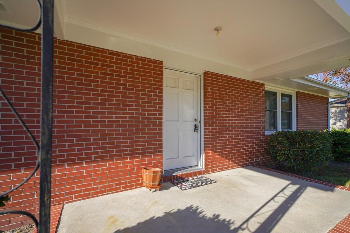 2Br Pet Friendly Home In Sneads Ferry With Parking Экстерьер фото